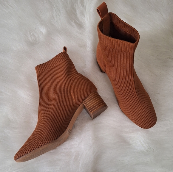 JOIE Neely Rust Ribbed Knit Sock Booties SZ 8M - Picture 1 of 11